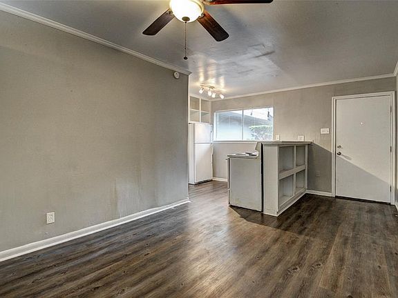 4th image of 1660 Richmond Ave #11554442