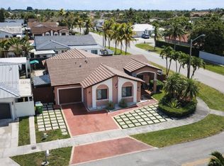 Mayte Sub, Miami, FL 33187