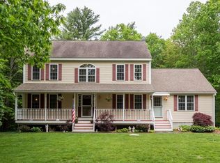 1 Farrar Ln, Shirley, MA 01464