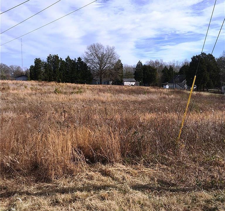 1st image of 2401 Harrington Hwy