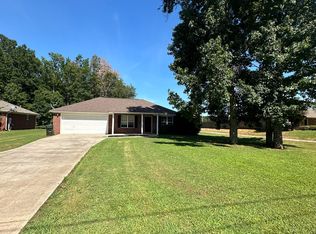 587 Shady Ln, Hazel Green, AL 35750