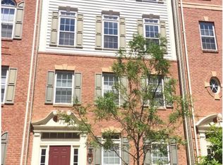5605 Harrington Falls Ln #5605T, Alexandria, VA 22312