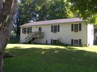 81 Broadway, Pembroke, NH 03275