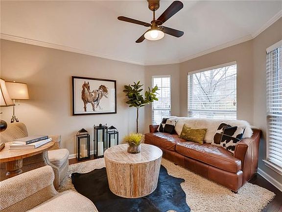 4th image of 3109 Grenada Dr