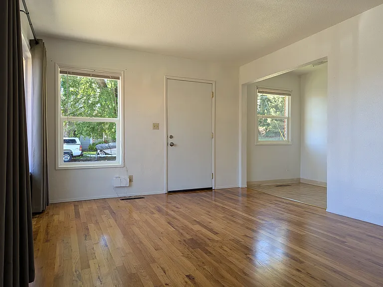 1607 K Ave #1607 — Photo 1