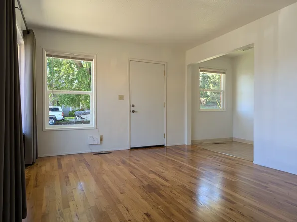 1607 K Ave #1607, La Grande, OR 97850