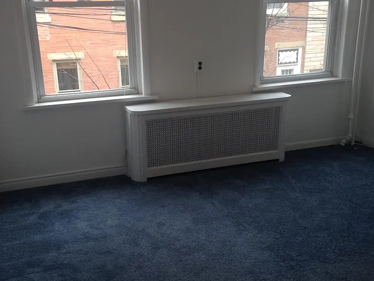 752 N Taylor St — Photo 7