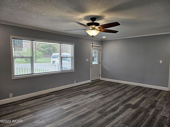 4th image of 2257 Arcadia Ave
