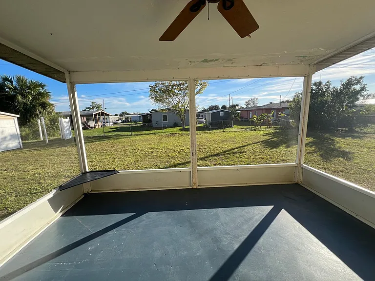 21179 Meehan Ave — Photo 11