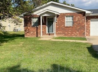529 Wood Thrush St #A, Troy, IL 62294