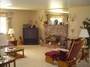 84227 Clear Lake Rd, Florence, OR 97439