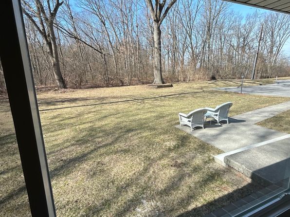 3840 Laplante Rd APT B