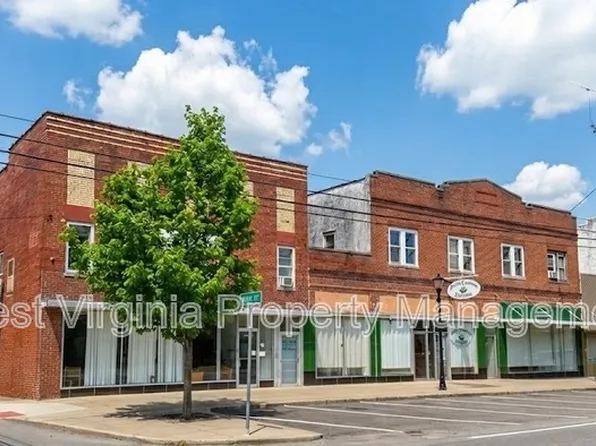 200 Main St #102, Sophia, WV 25921