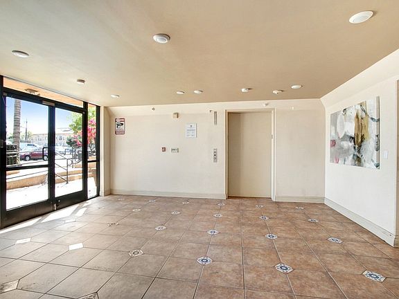 5th image of 813 Wilcox Ave APT 205