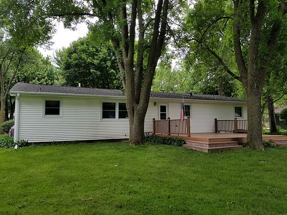 Back of house. Trex decking.