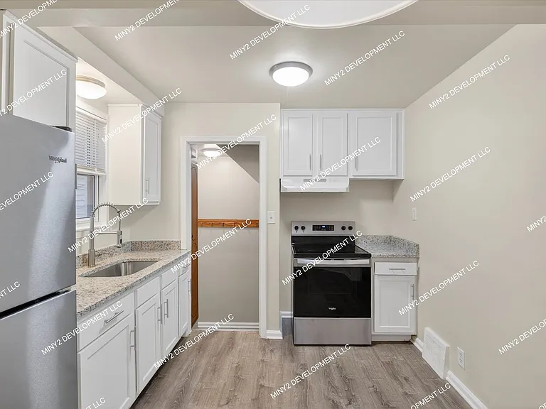 14655 Jacob Ave — Photo 3