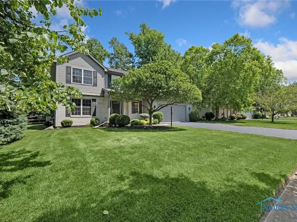1543 Ridge Cross Rd, Perrysburg, OH 43551