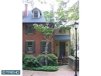 43 Ivy Rd photo 1