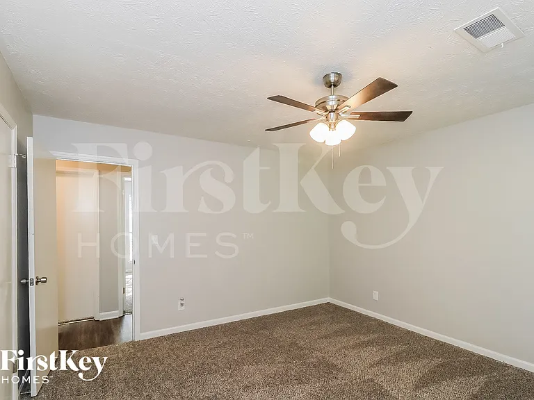 4665 Jamerson Forest Pkwy — Photo 14