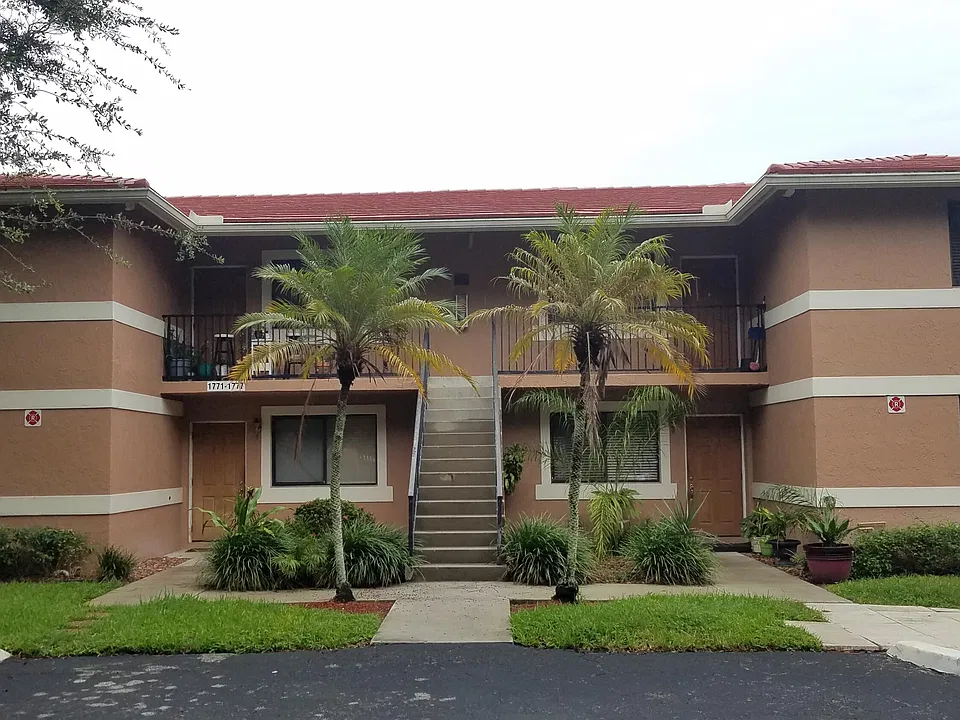 1771 NW 94th Ave