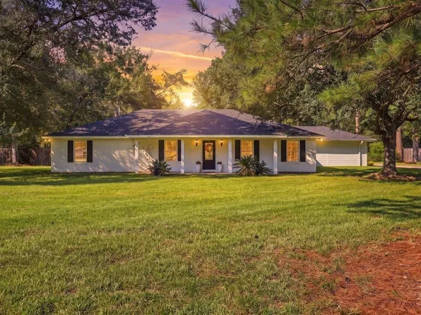 13630 Rolling Hills Dr, Beaumont, TX 77713