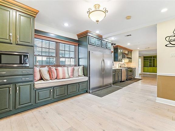 4th image of 11021 Willowbrae Dr