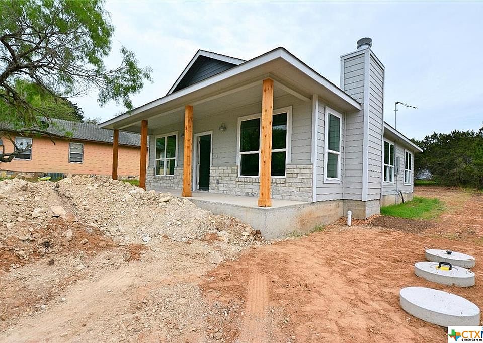 1st image of 2029 Blueridge Dr