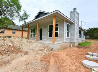 2029 Blueridge Dr, Canyon Lake, TX 78133