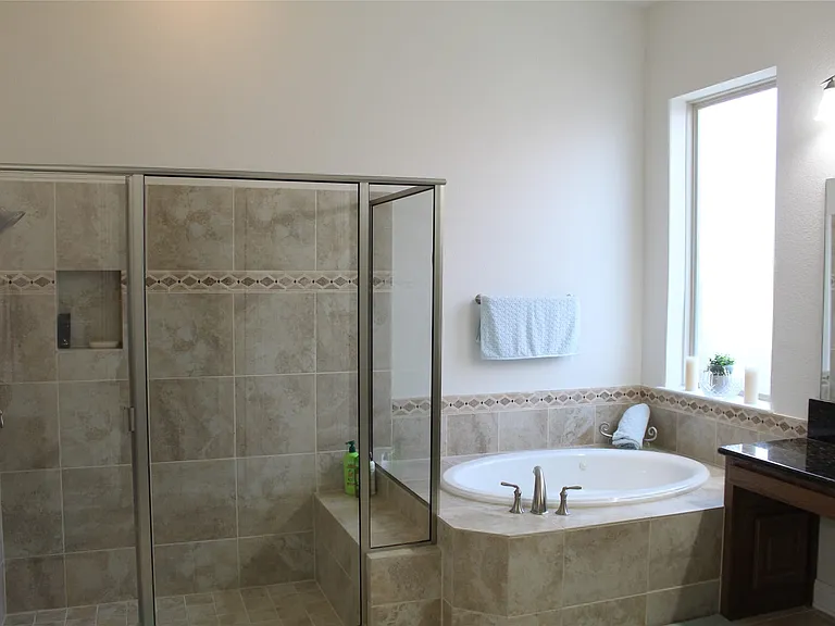 2568 History Ln — Photo 10