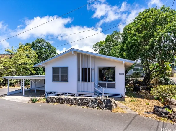 1756 Gulick Ave #B, Honolulu, HI 96819