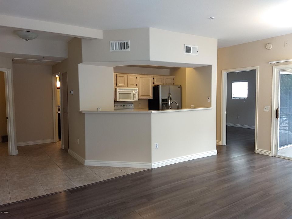 1st image of 600 W Grove Pkwy APT 1086