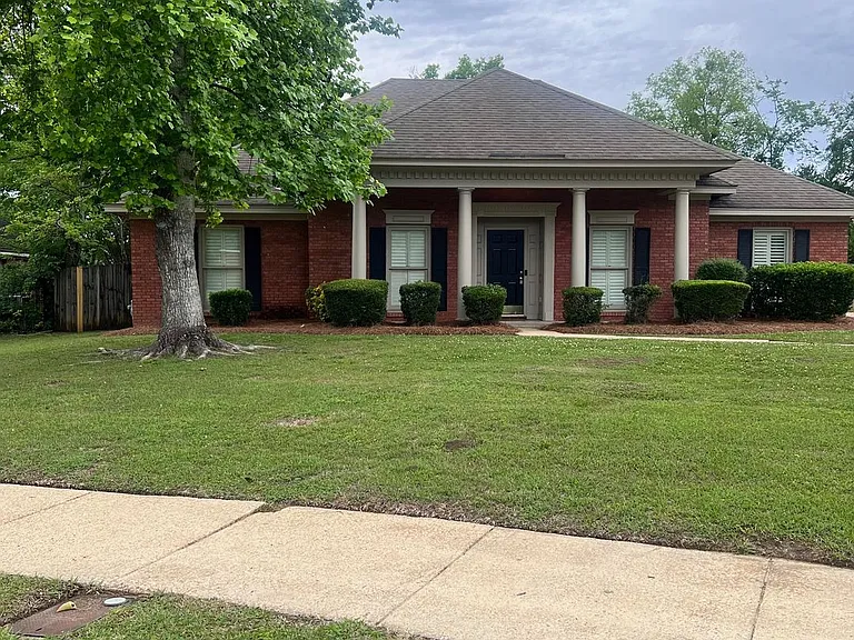 8706 Twelve Oaks Ln — Photo 33
