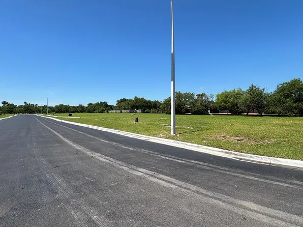 1126 Julio Ln, Harlingen, TX 78552
