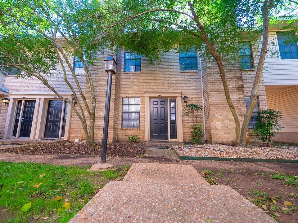 1st image of 8400 Jamestown Dr APT 422