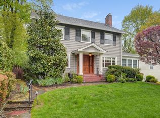 71 Overlook Rd, Montclair, NJ 07043