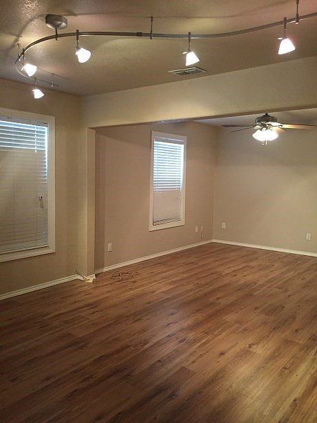 1st image of 126 Alhaven Ave