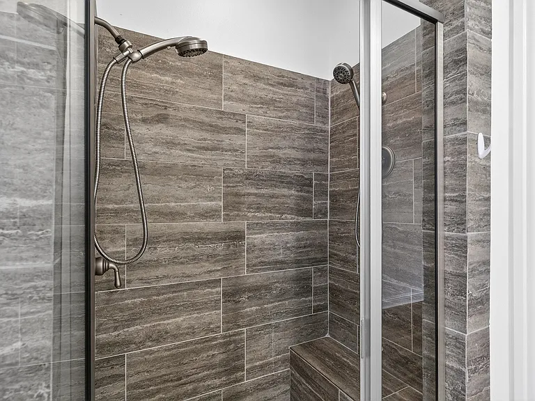 9861 Chamber Hall Dr — Photo 18