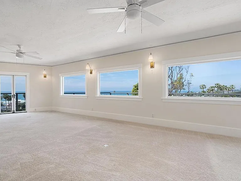 1654 Camino Del Mar #UPPER — Photo 11