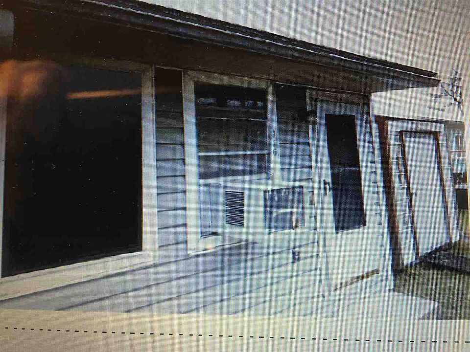 2nd image of 35 Warren Ave #5