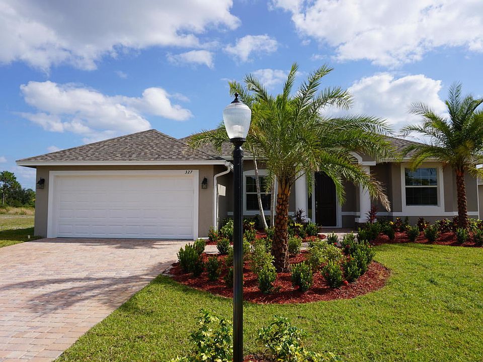 1st image of 327 SW Vista Lake Dr