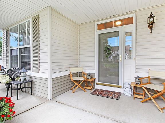 5th image of 1639 Augusta Ln