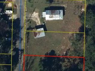 107B Loftin St, Defuniak Springs, FL 32435
