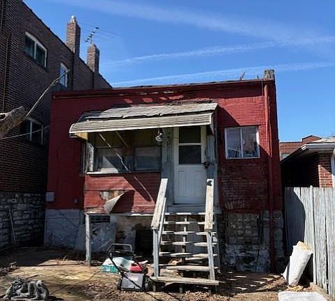 4th image of 3720 Virginia Ave