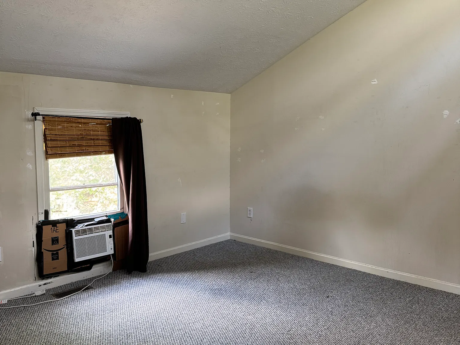 2 bed, 1.5 bath, 1229 sqft, $1,300 — Photo 3