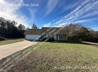 11496 Bent Pine Dr, Moundville, AL 35474