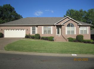 131 Saint Charles Cir, Hot Springs, AR 71901