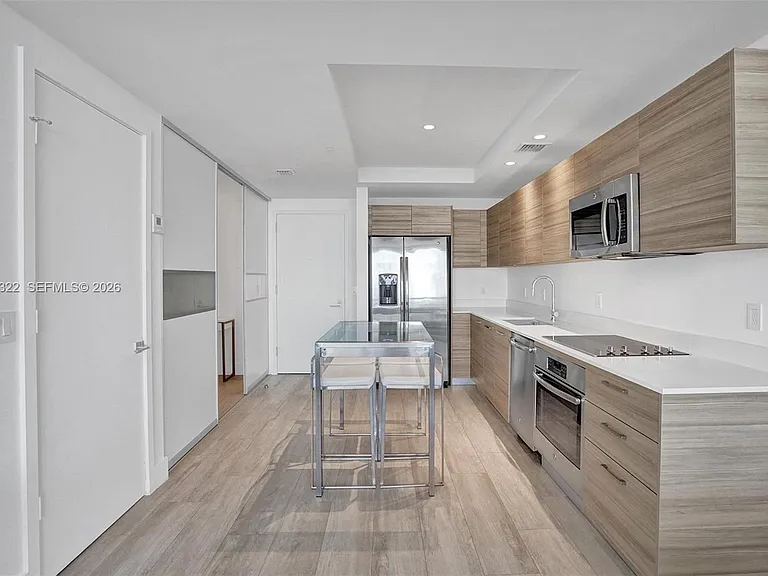 121 NE 34th St #2305 — Photo 17