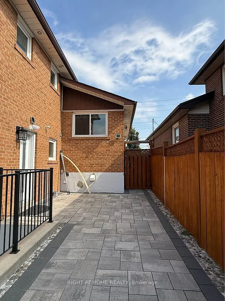 2 bed, $1,950 — Photo 2