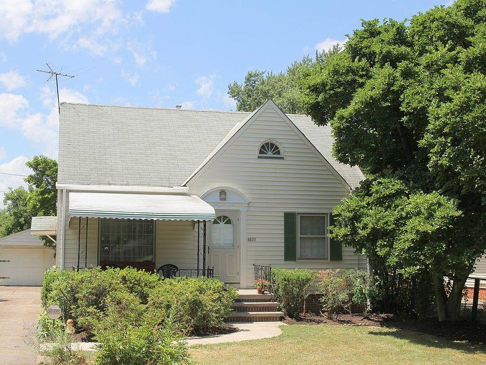 1st image of 4610 W 190th St