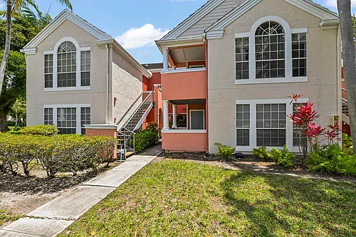 1055 Crystal Way #A Photo 1